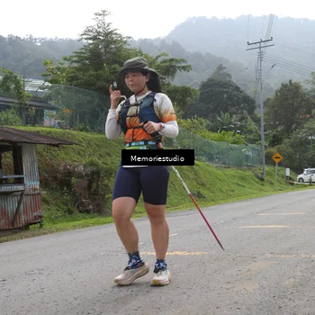 Runner Photo 9046916