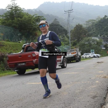 Runner Photo 9046926