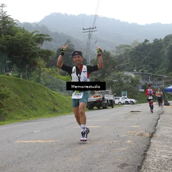Runner Photo 9046929