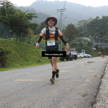 Runner Photo 9046935