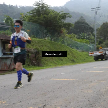 Runner Photo 9046942