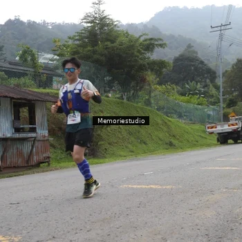 Runner Photo 9046955