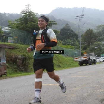 Runner Photo 9046958