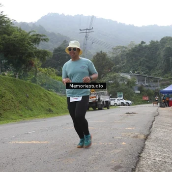 Runner Photo 9046962