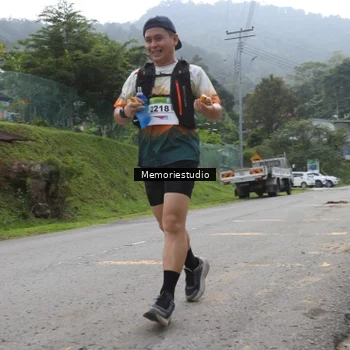 Runner Photo 9046969