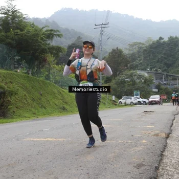 Runner Photo 9046972