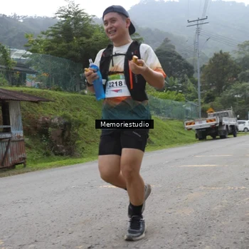 Runner Photo 9046980