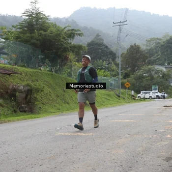 Runner Photo 9046983
