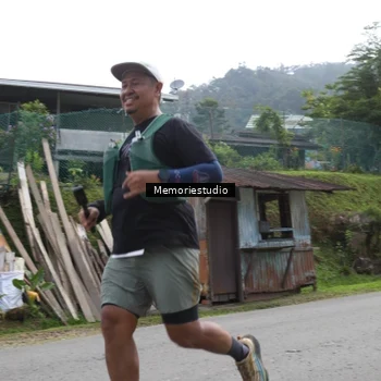 Runner Photo 9046986