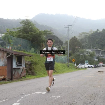 Runner Photo 9047028