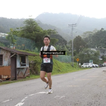 Runner Photo 9047030