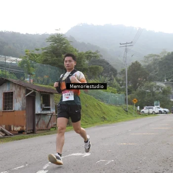 Runner Photo 9047032