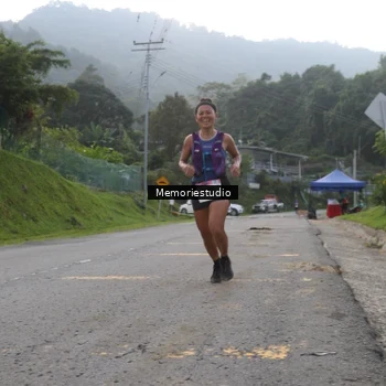 Runner Photo 9047043