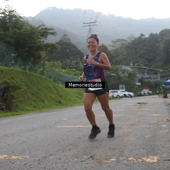 Runner Photo 9047044
