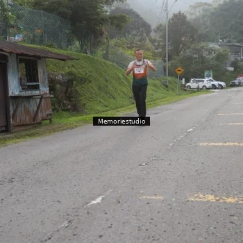 Runner Photo 9047087
