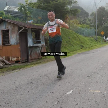 Runner Photo 9047090