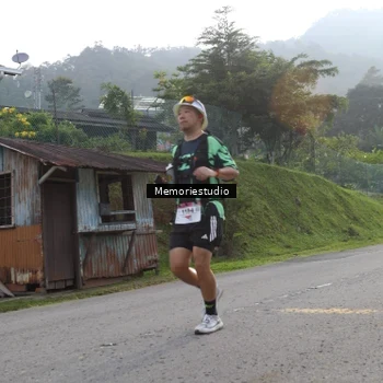Runner Photo 9047106