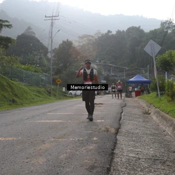 Runner Photo 9047119