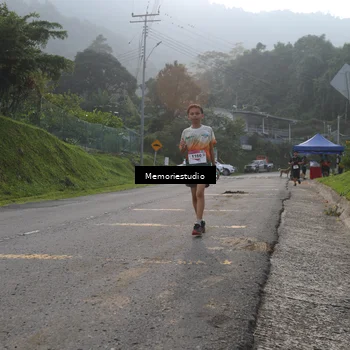 Runner Photo 9047133