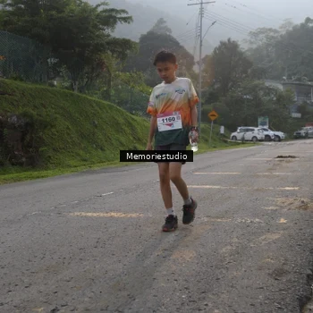Runner Photo 9047139