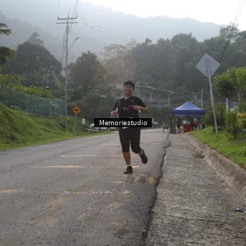 Runner Photo 9047140