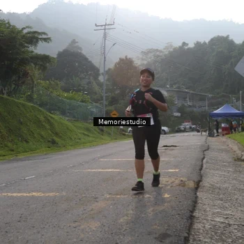 Runner Photo 9047143