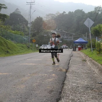 Runner Photo 9047145