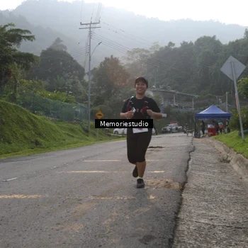 Runner Photo 9047153