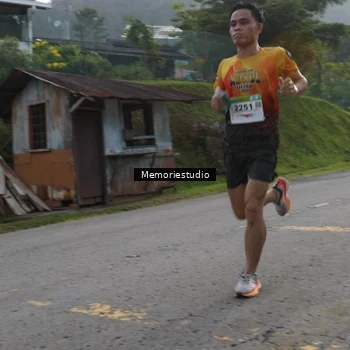 Runner Photo 9047154