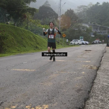 Runner Photo 9047155