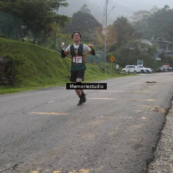 Runner Photo 9047157