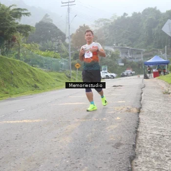 Runner Photo 9047170