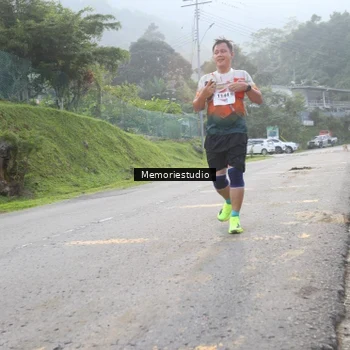 Runner Photo 9047174