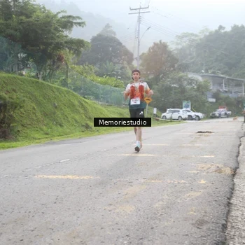Runner Photo 9047178
