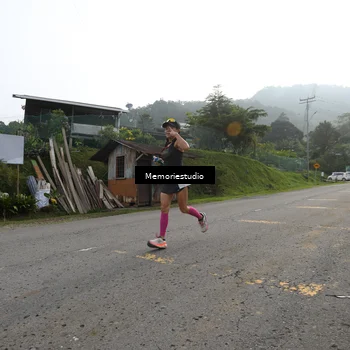 Runner Photo 9047194