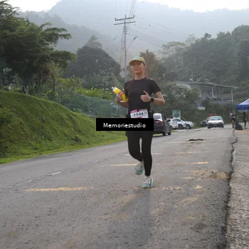 Runner Photo 9047209