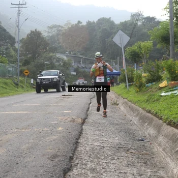 Runner Photo 9047222