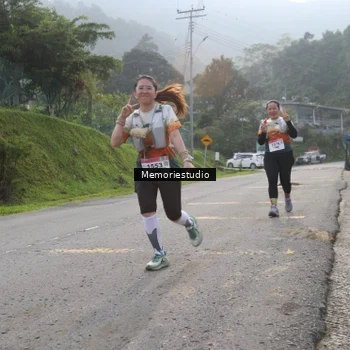 Runner Photo 9047230