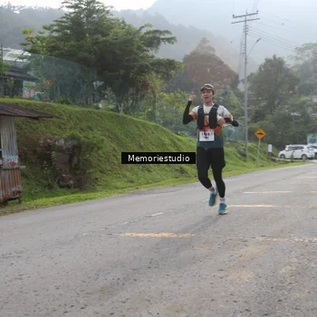 Runner Photo 9047238