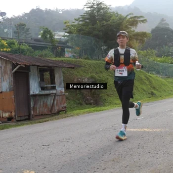 Runner Photo 9047240