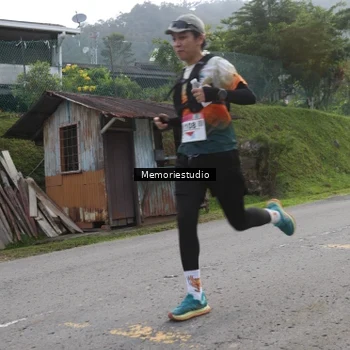Runner Photo 9047241