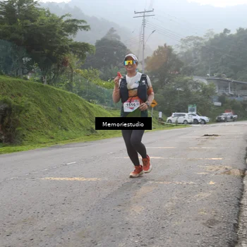 Runner Photo 9047254