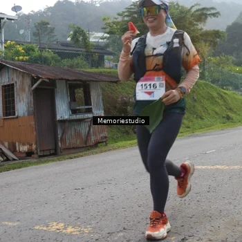 Runner Photo 9047258