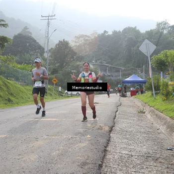 Runner Photo 9047260
