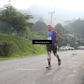 Runner Photo 9047274
