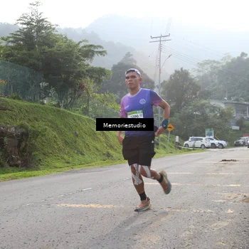 Runner Photo 9047277