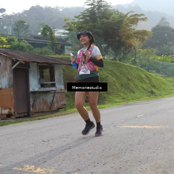 Runner Photo 9047278