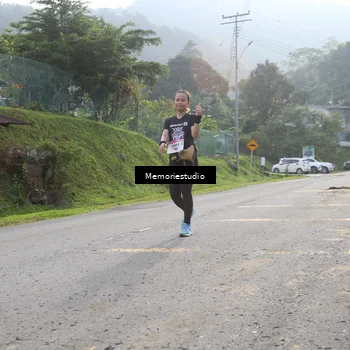 Runner Photo 9047292