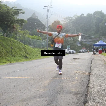 Runner Photo 9047293