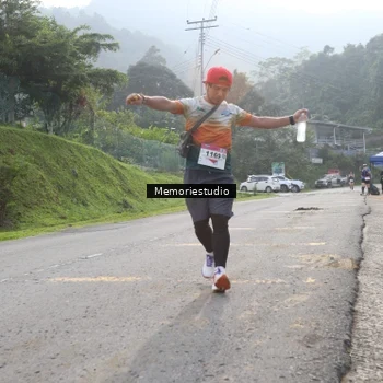 Runner Photo 9047296